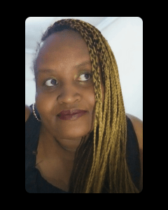 ellykamariprofile pic